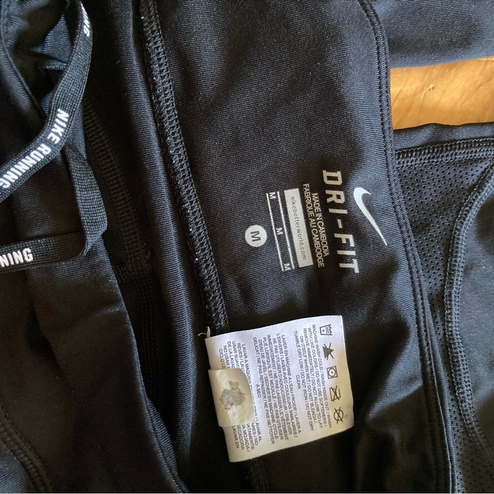 Nike Dri-Fit Capri - Picture 2 of 4